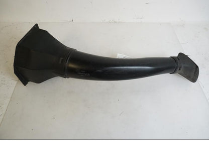 Framsidan på Luftburksnorkel från en BMW K 1200 S -2007 motorcykel.