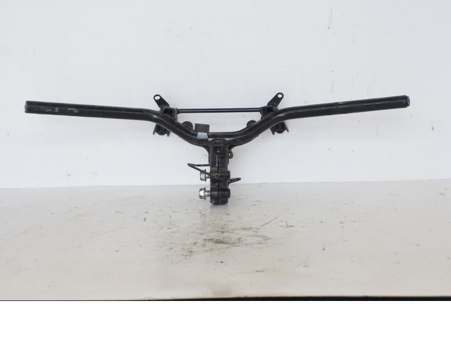 Vänster sida på Styre från en Honda SH 300 A -2011 scooter.