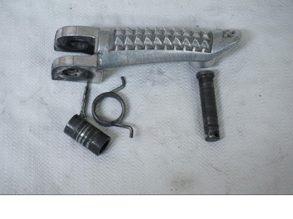 Framsidan på Fotpinne från en Suzuki GSX-R 750 -2001 motorcykel.