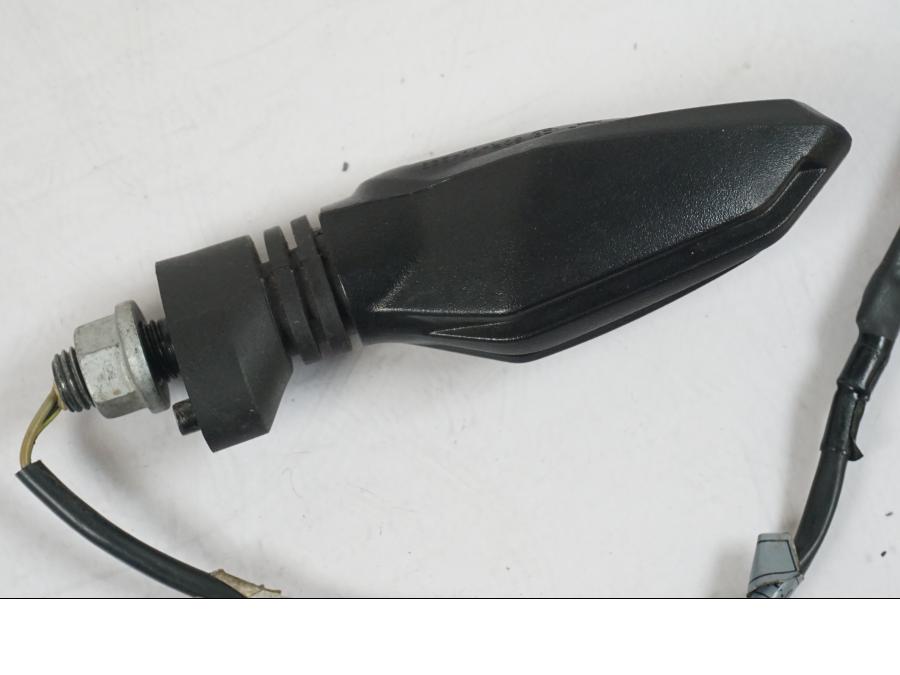 Höger sida på Blinkers LED från en KTM 1290 Super Duke R -2018 motorcykel.