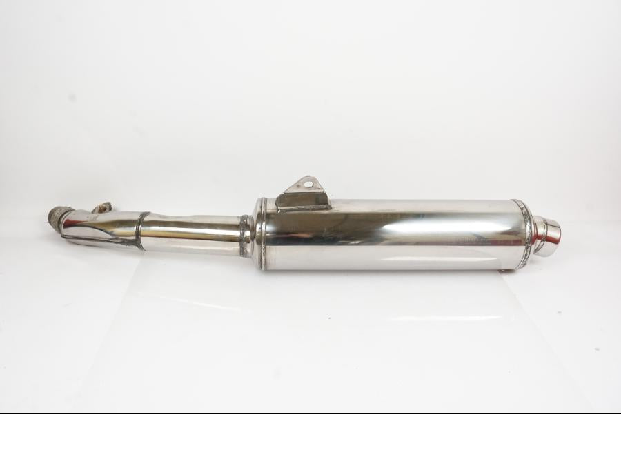 Framsidan på Ljuddämpare från en Suzuki GSX-R 1100 -1992 motorcykel.