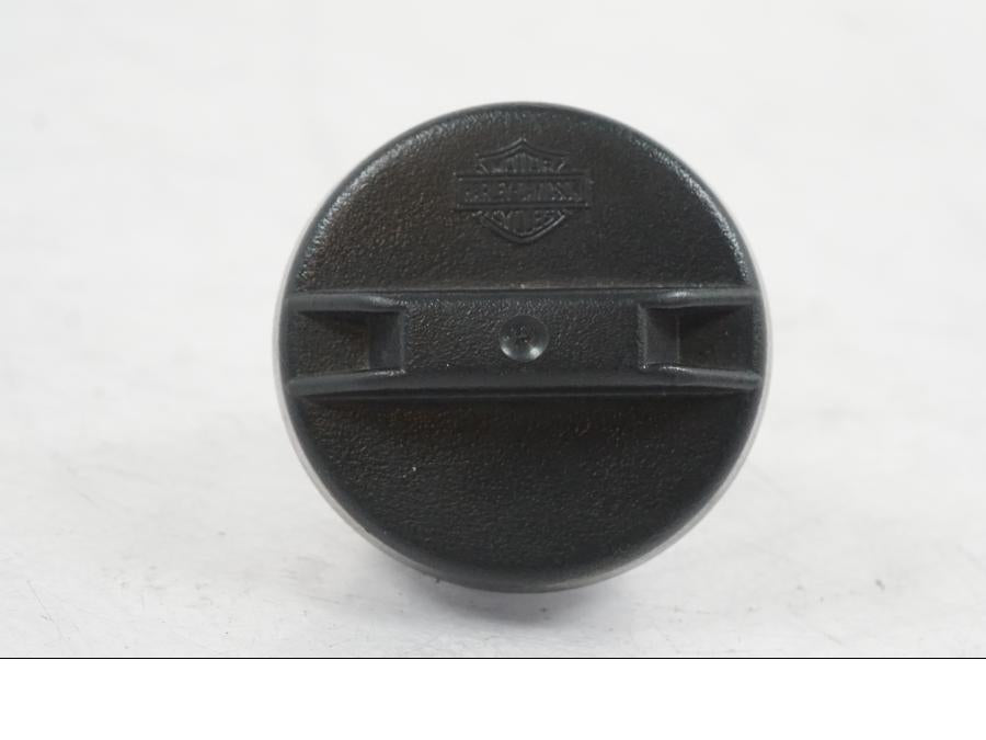 Framsidan på Bensintanklucka från en H-D Street Glide FLHX -2012 motorcykel.