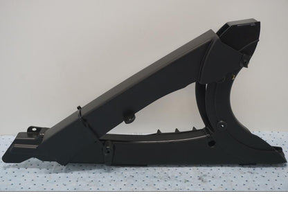 Baksidan på Remskydd från en BMW F 800 ST -2007 motorcykel.