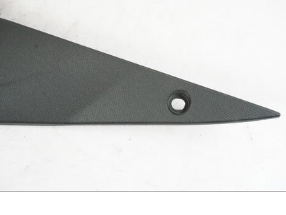 Baksidan på Sidopanel från en Aprilia RSV4 1000 RF  -2015 motorcykel.