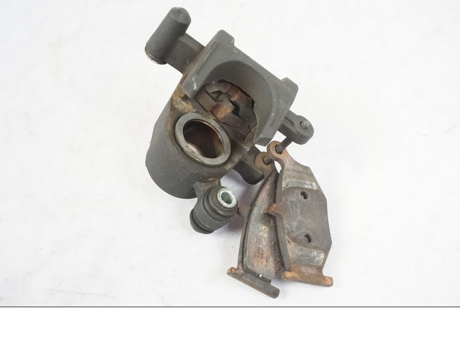 Snett uppifrån på Bromsok från en Suzuki GSX-R 600 -2007 motorcykel.