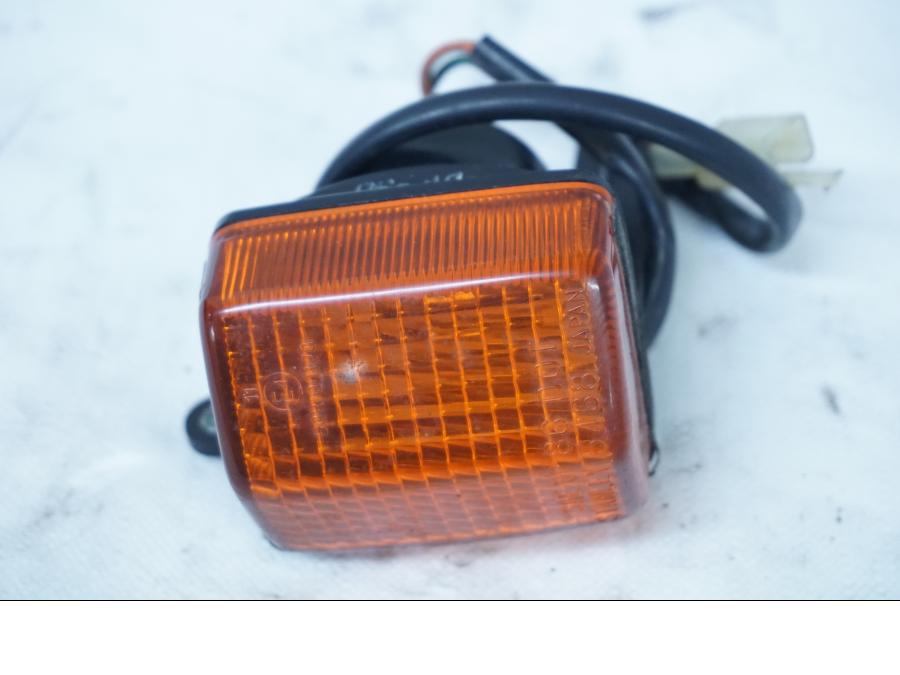 Framsidan på Blinkers från en Honda XL 600 V -1994 motorcykel.