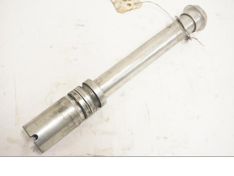 Framsidan på Axel från en Ducati Streetfighter 1098 -2010 motorcykel.