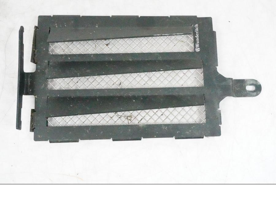 Höger sida på Vattenkylgaller från en BMW R 1250 GSA -2021 motorcykel.