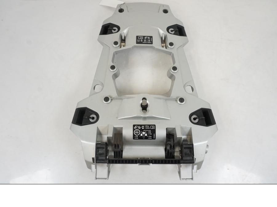 Höger sida på Sadelfäste från en BMW R 1250 GS -2021 motorcykel.