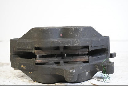 Höger sida på Bromsok från en BMW K 1200 LT -2004 motorcykel.