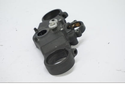 Snett uppifrån på Gaffelkrona från en Honda CBR 1000 RR -2006 motorcykel.