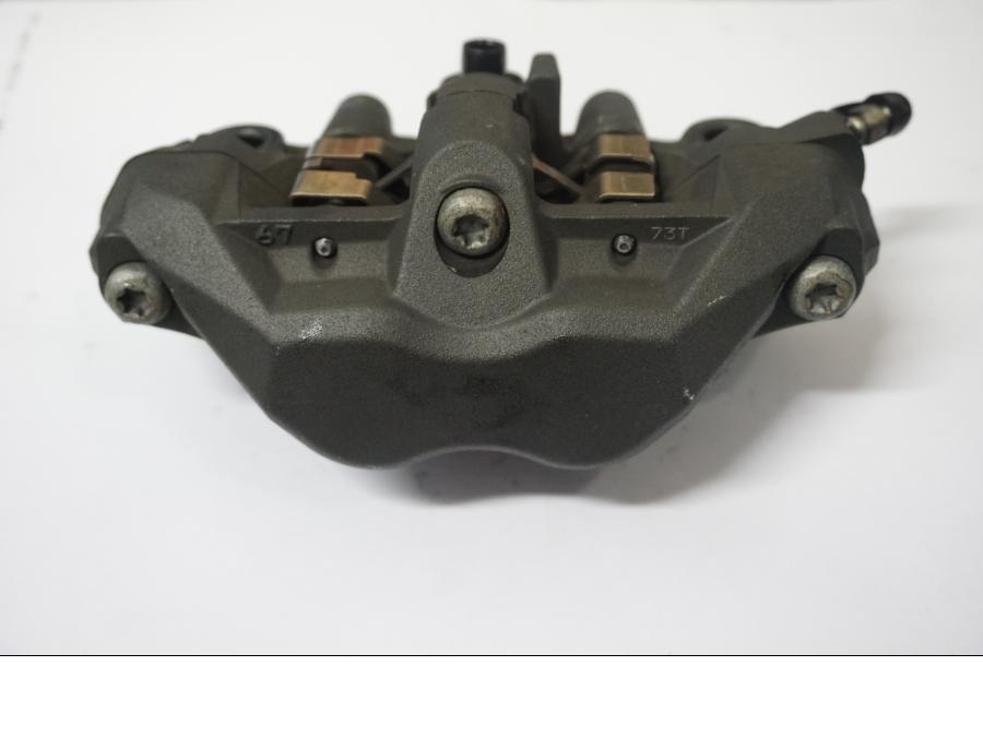 Höger sida på Bromsok från en Honda CBR 1000 RR -2007 motorcykel.