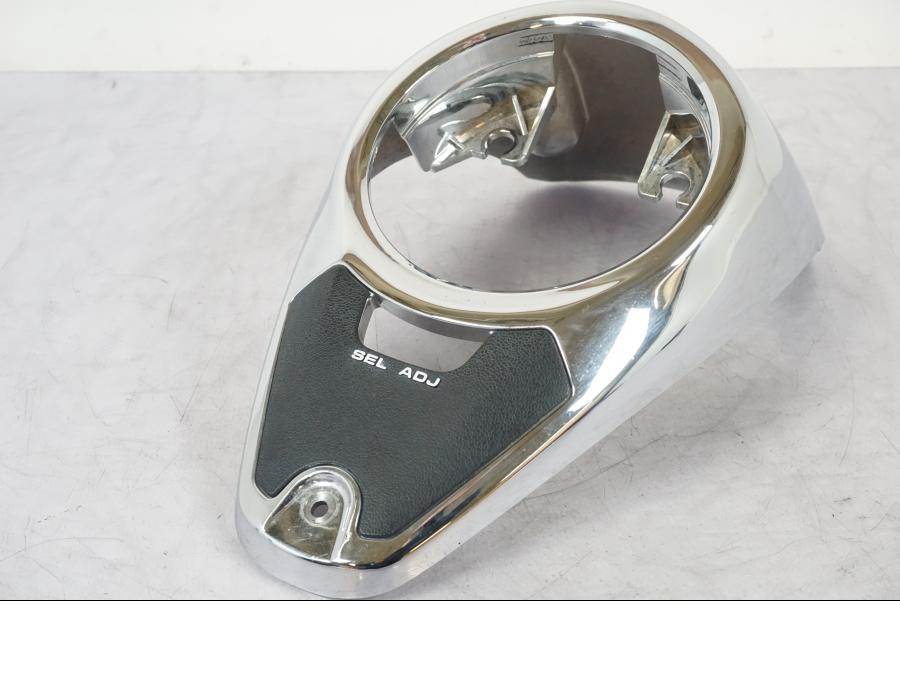 Framsidan på Instrumentkåpa från en Suzuki VL 800 -2002 motorcykel.