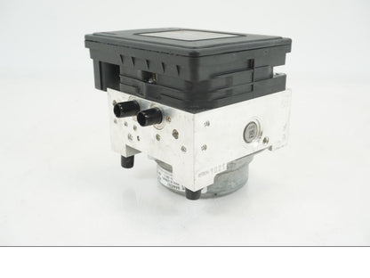 Höger sida på ABS Modulator från en BMW S 1000 XR -2019 motorcykel.