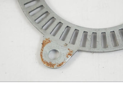 Snett uppifrån på ABS krans från en BMW F 650 CS -2002 motorcykel.