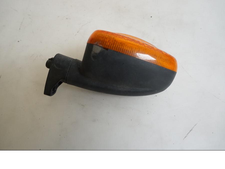 Framsidan på Blinkers från en BMW K 1200 S -2007 motorcykel.