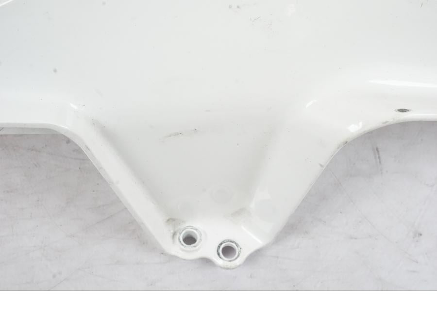 Snett uppifrån på Bakram från en KTM 690 Duke -2015 motorcykel.