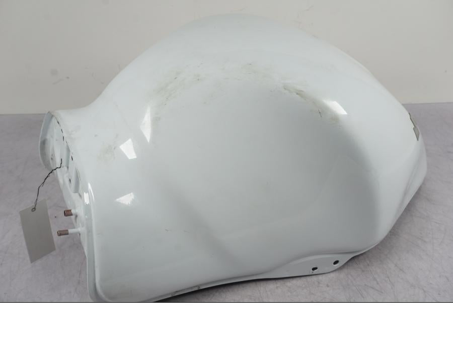 Extrabild1 på Bensintank från en Suzuki GSX 1300 RX -1999 motorcykel.