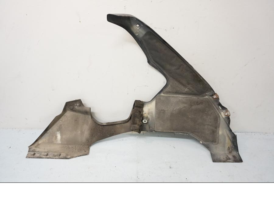 Baksidan på Magkåpa från en Yamaha YZF 1000 R1 -2006 motorcykel.