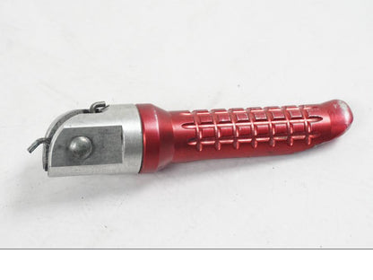 Snett uppifrån på Fotpinne från en MV Agusta Dragster -2014 motorcykel.