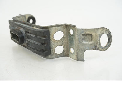 Extrabild1 på Bensintankfäste från en Yamaha FZR 1000 -1990 motorcykel.