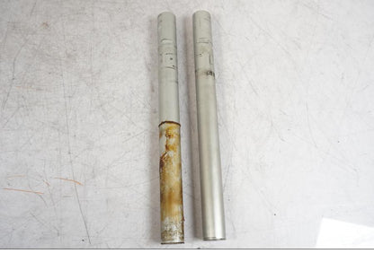 Snett uppifrån på Styre från en Suzuki GSX 1300 RX -1999 motorcykel.