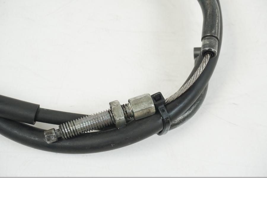 Baksidan på Kopplingsvajer från en Suzuki GSX-R 750 -2001 motorcykel.