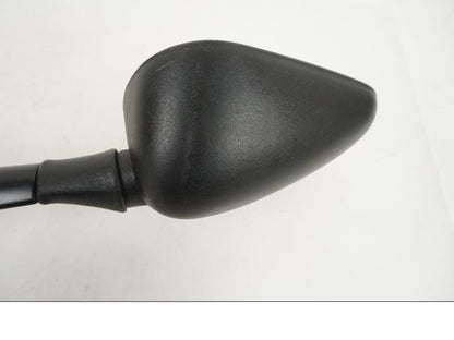 Höger sida på Backspegel från en Yamaha YZF-R 125 -2017 motorcykel.