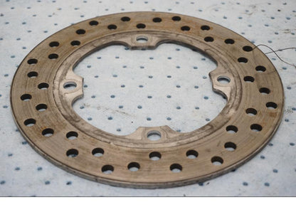 Baksidan på Bromsskiva från en Honda CBR 1000 RR -2011 motorcykel.