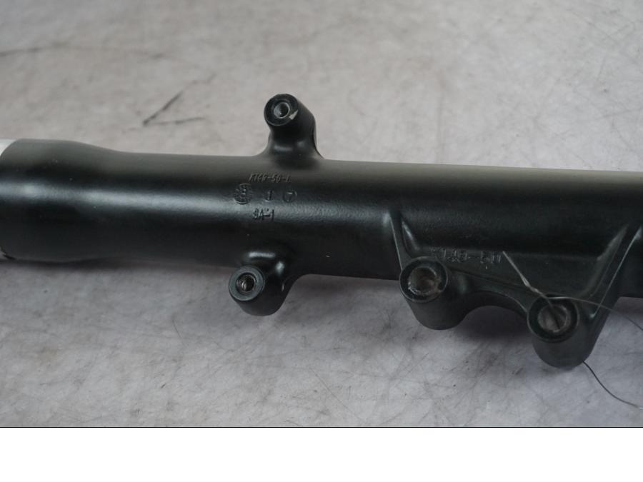 Extrabild1 på Gaffelben från en Kawasaki VN 1500 -1996 motorcykel.