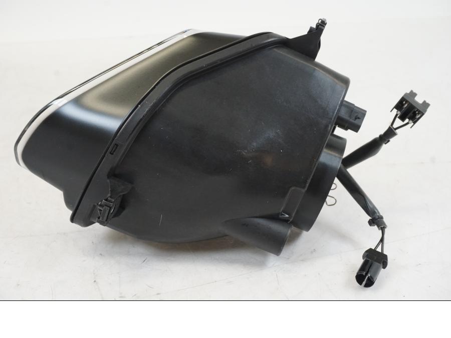 Vänster sida på Strålkastare från en BMW S 1000 R -2013 motorcykel.