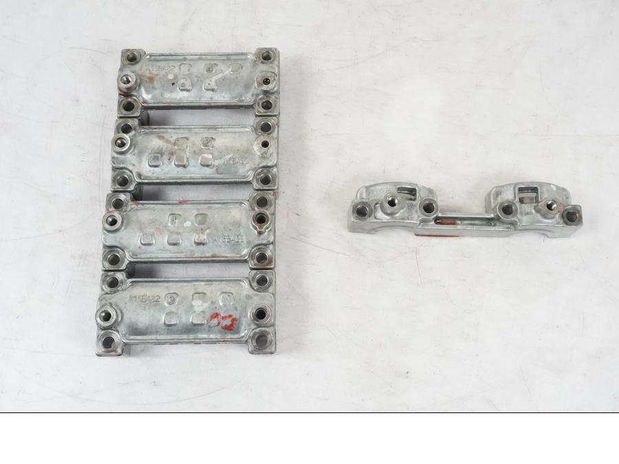 Framsidan på Kamaxelöverfall från en Kawasaki Z 900 -2019 motorcykel.