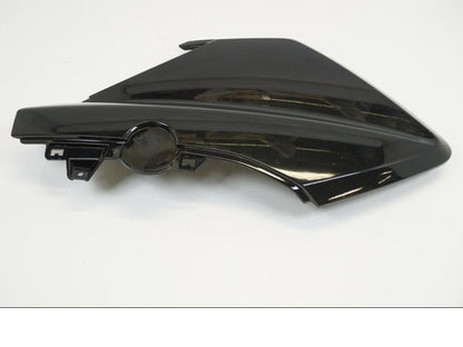 Baksidan på Sidopanel från en Yamaha X-Max 400 -2014 motorcykel.