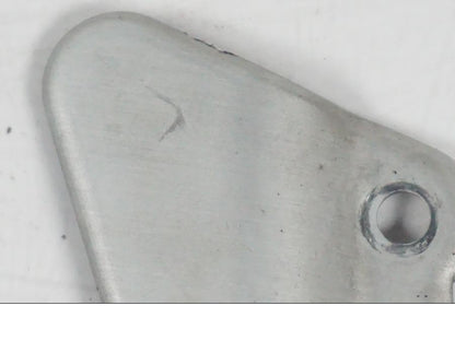 Höger sida på Bromshuvudcylinderskydd från en BMW F 650 CS -2002 motorcykel.