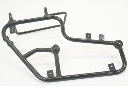 Snett uppifrån på Väskbågar från en Triumph Rocket III -2007 motorcykel.