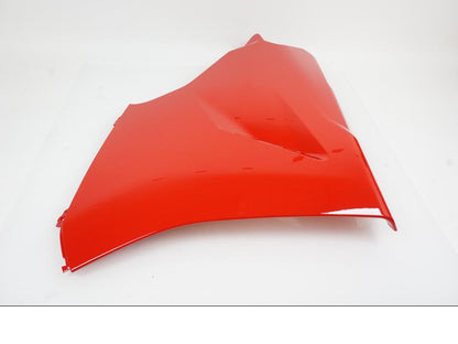 Höger sida på Magkåpa från en Ducati Supersport 950 S -2022 motorcykel.