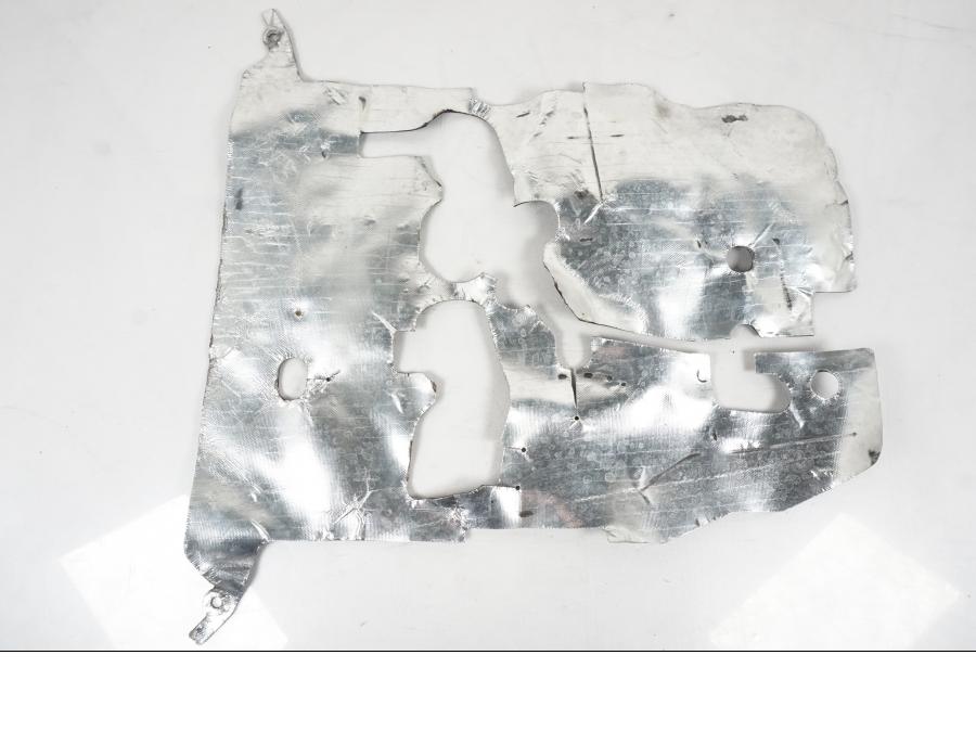 Framsidan på Värmeskydd från en Yamaha YZF 1000 R1 -2007 motorcykel.