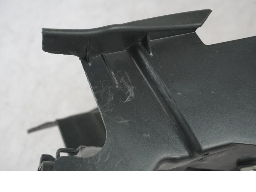 Extrabild3 på Undertail från en Yamaha MT-09 -2016 motorcykel.