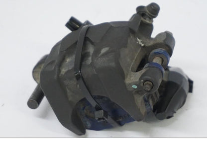 Vänster sida på Bromsok från en Honda CB 500 X -2015 motorcykel.