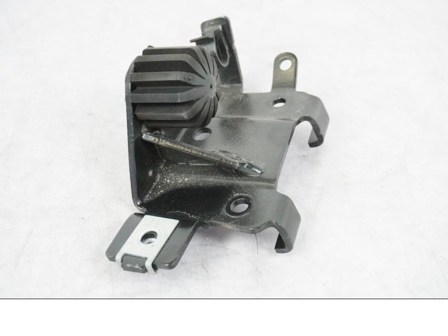 Baksidan på Bensintankfäste från en BMW R 1250 GSA -2021 motorcykel.