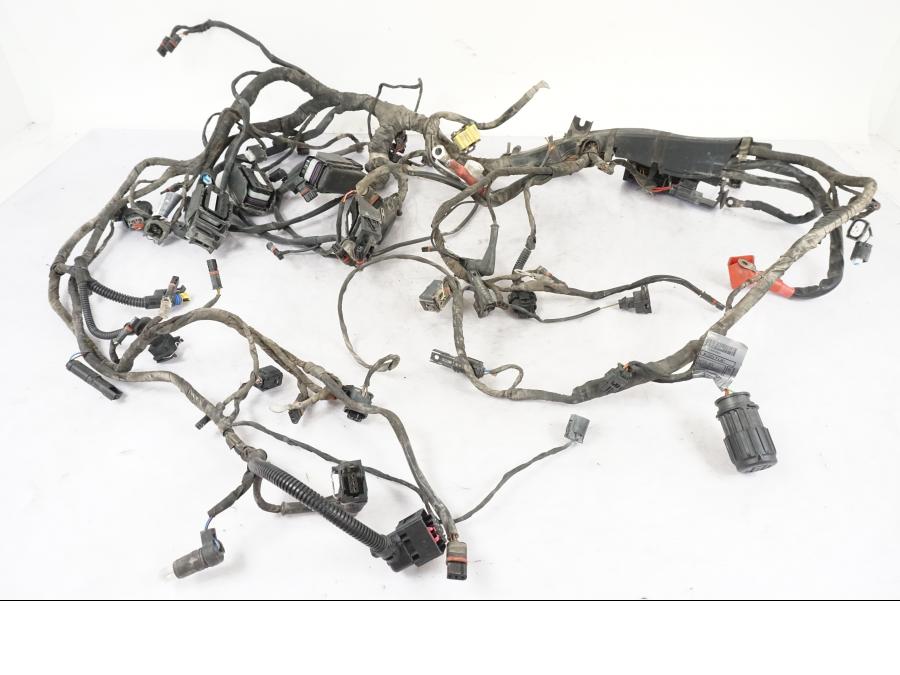 Framsidan på Kabelstam från en BMW R 1200 GSA -2012 motorcykel.