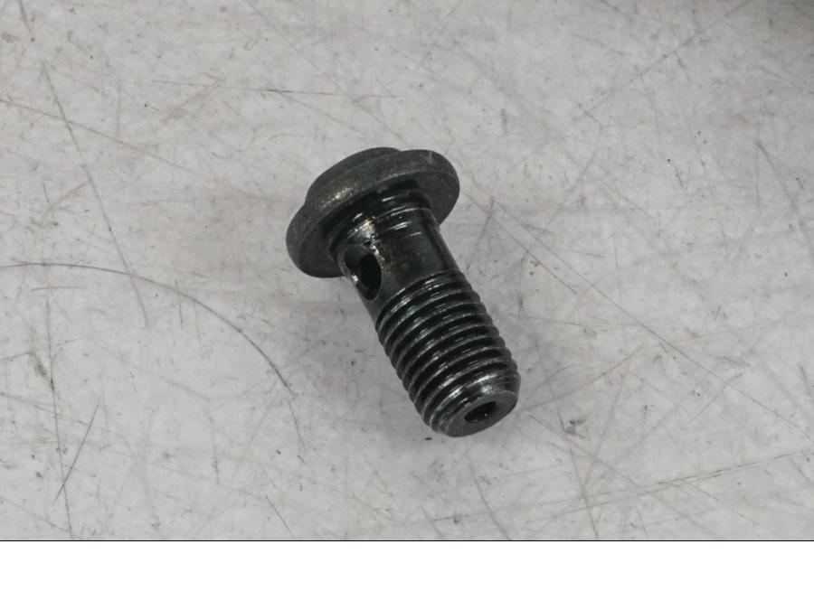 Baksidan på Bromshuvudcylinder från en Yamaha MT-09 SP -2018 motorcykel.