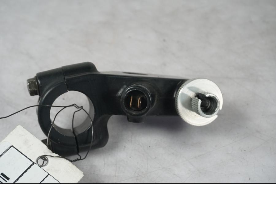 Vänster sida på Kopplingsklo från en Honda CBR 900 RR -2000 motorcykel.