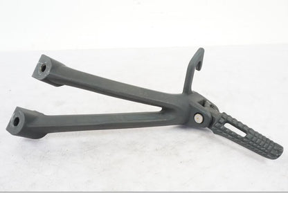 Framsidan på Fotpinne från en Suzuki GSX-R 750 -2007 motorcykel.