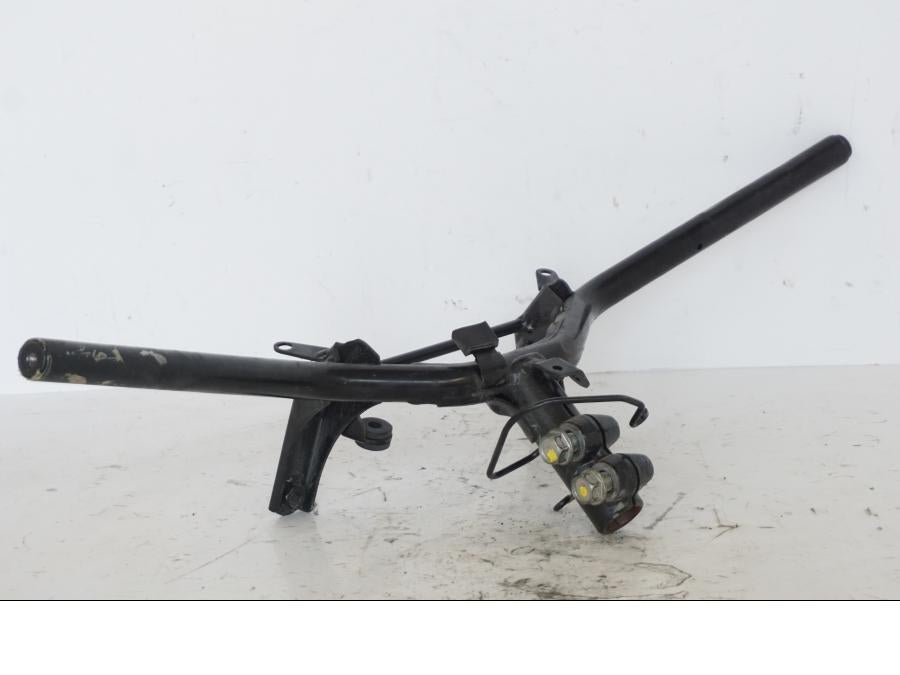 Snett uppifrån på Styre från en Honda SH 300 A -2011 scooter.