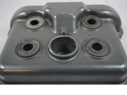 Höger sida på Ventilkåpa från en KTM 125 Duke -2017 motorcykel.