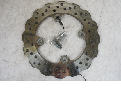 Framsidan på Bromsskiva från en Kawasaki ZX-10R -2008 motorcykel.