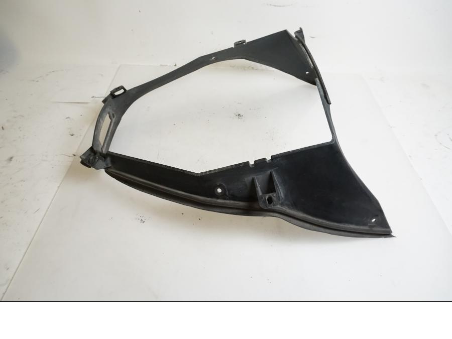 Höger sida på Vattenkylkåpa från en BMW K 1200 S -2007 motorcykel.