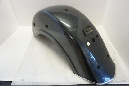 Höger sida på Bakskärm från en Suzuki VL 800 -2004 motorcykel.