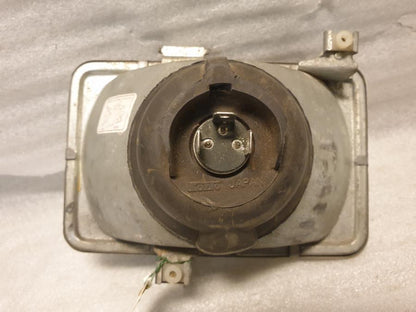 Baksidan på Strålkastare från en Yamaha XJ 750 -1982 motorcykel.